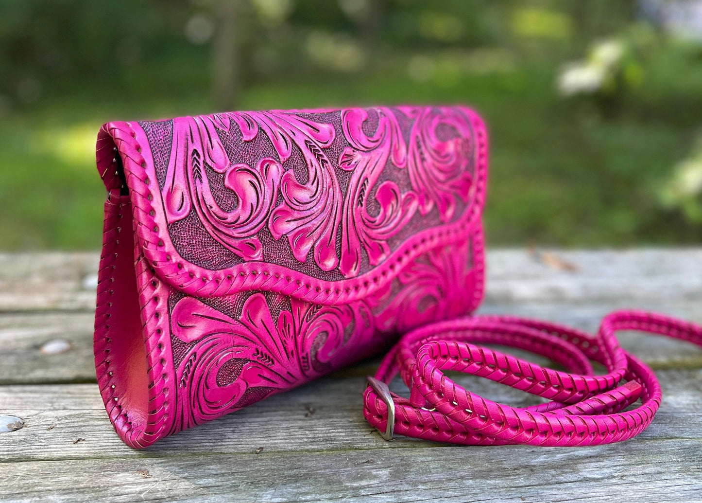 Hand-Tooled Leather Small Crossbody & Clutch "ONDULADA" more colors - ALLE Handbags