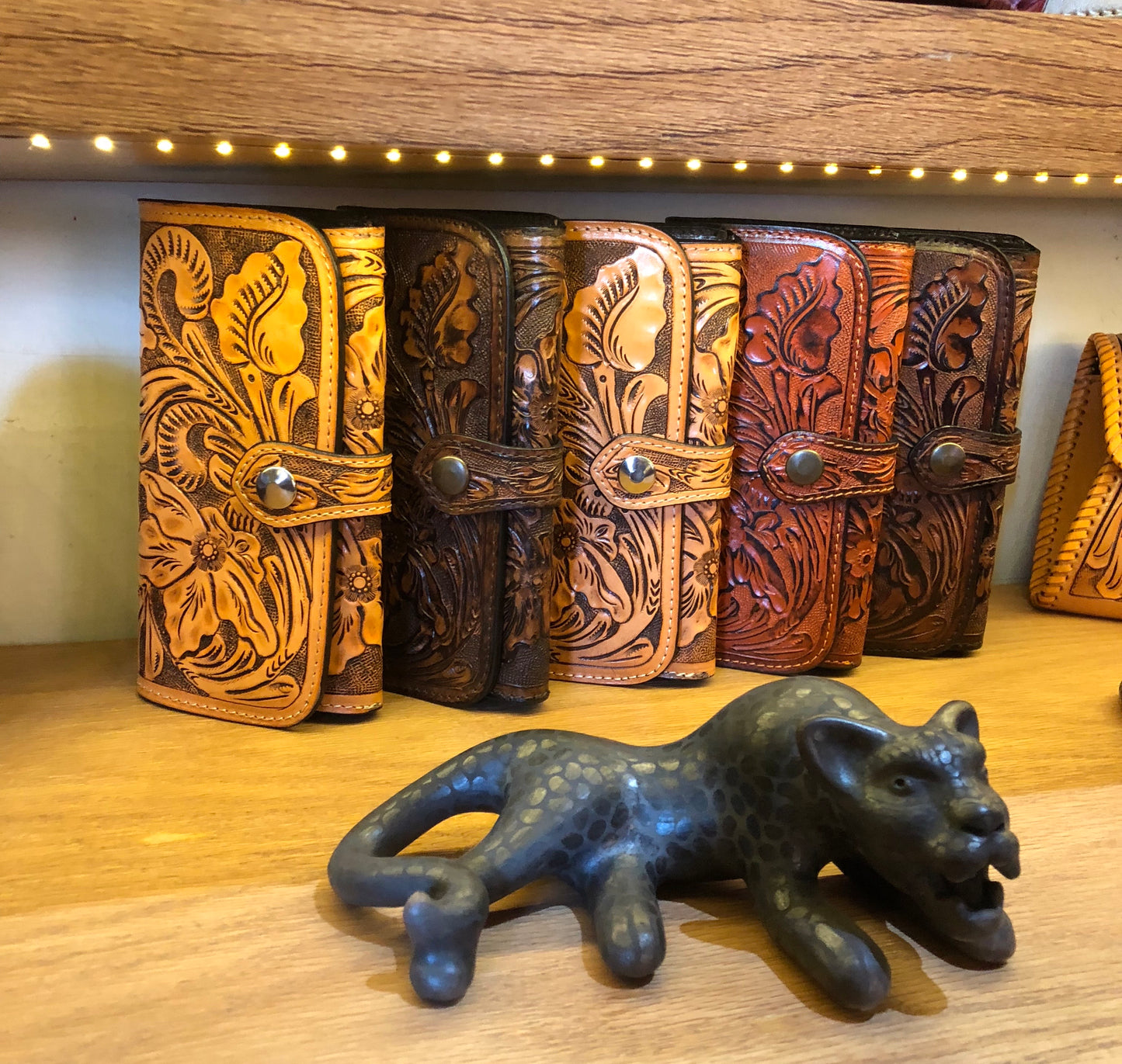 Hand Tooled Leather Wallet, "WALLET BOTON" by ALLE - ALLE Handbags