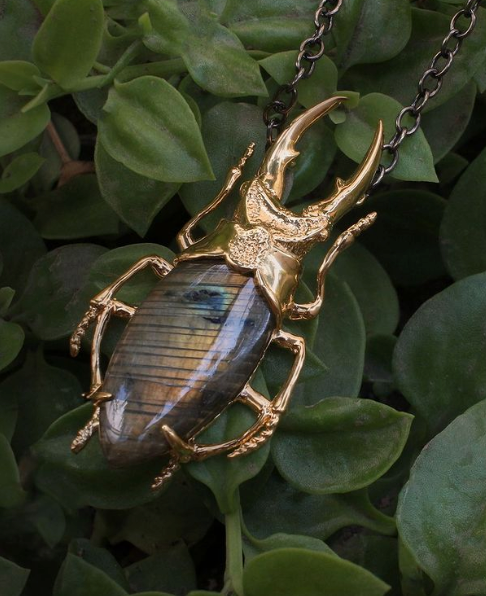 ALLE Escarabajo Labradorite Necklace - ALLE Handbags