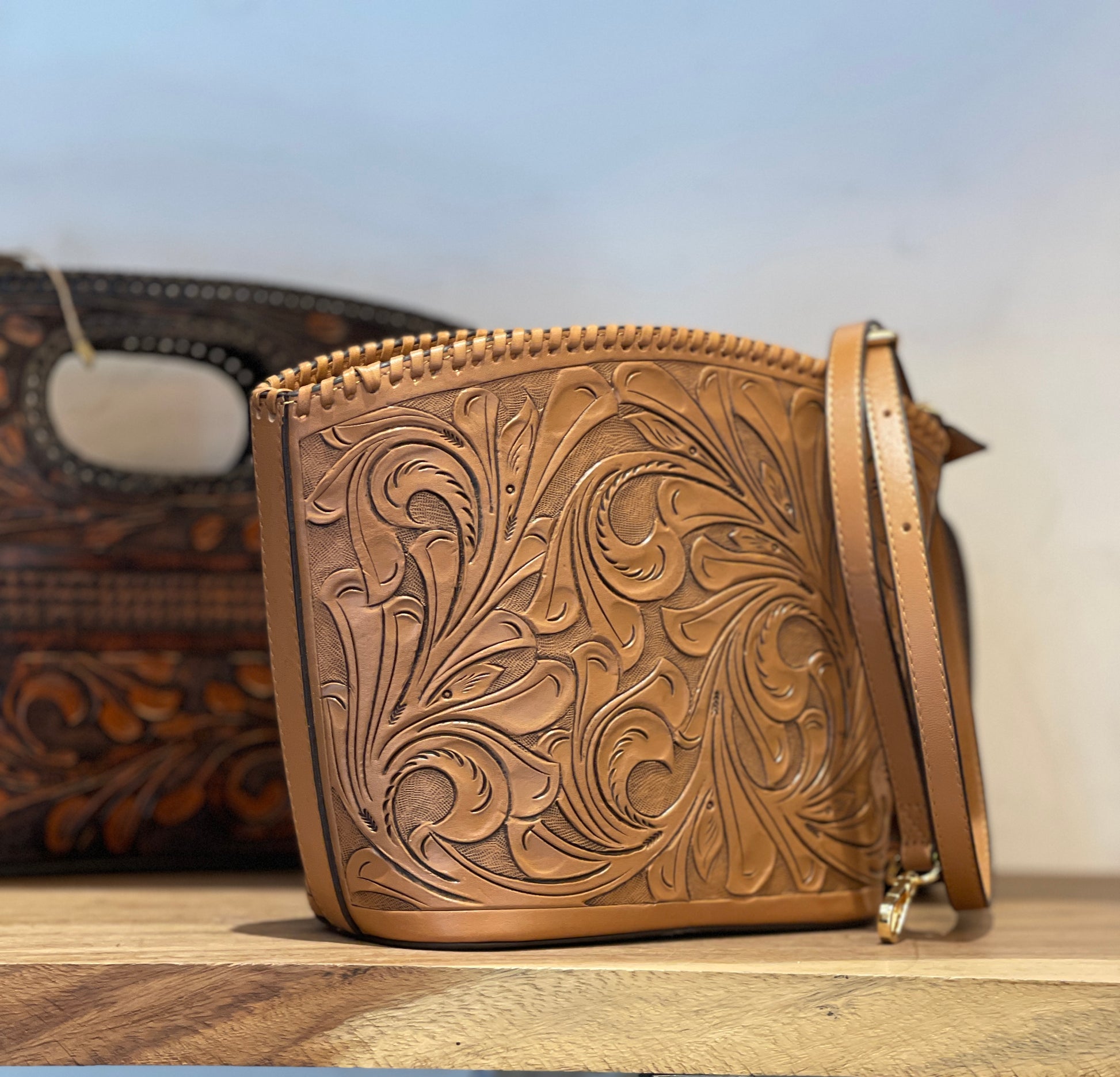 Hand-Tooled Leather Crossbody FLORIDA - ALLE Handbags