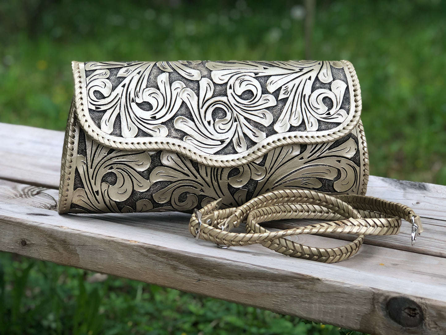 Hand-Tooled Leather Large Clutch & Crossbody "Ondulada" by ALLE more Colors - ALLE Handbags