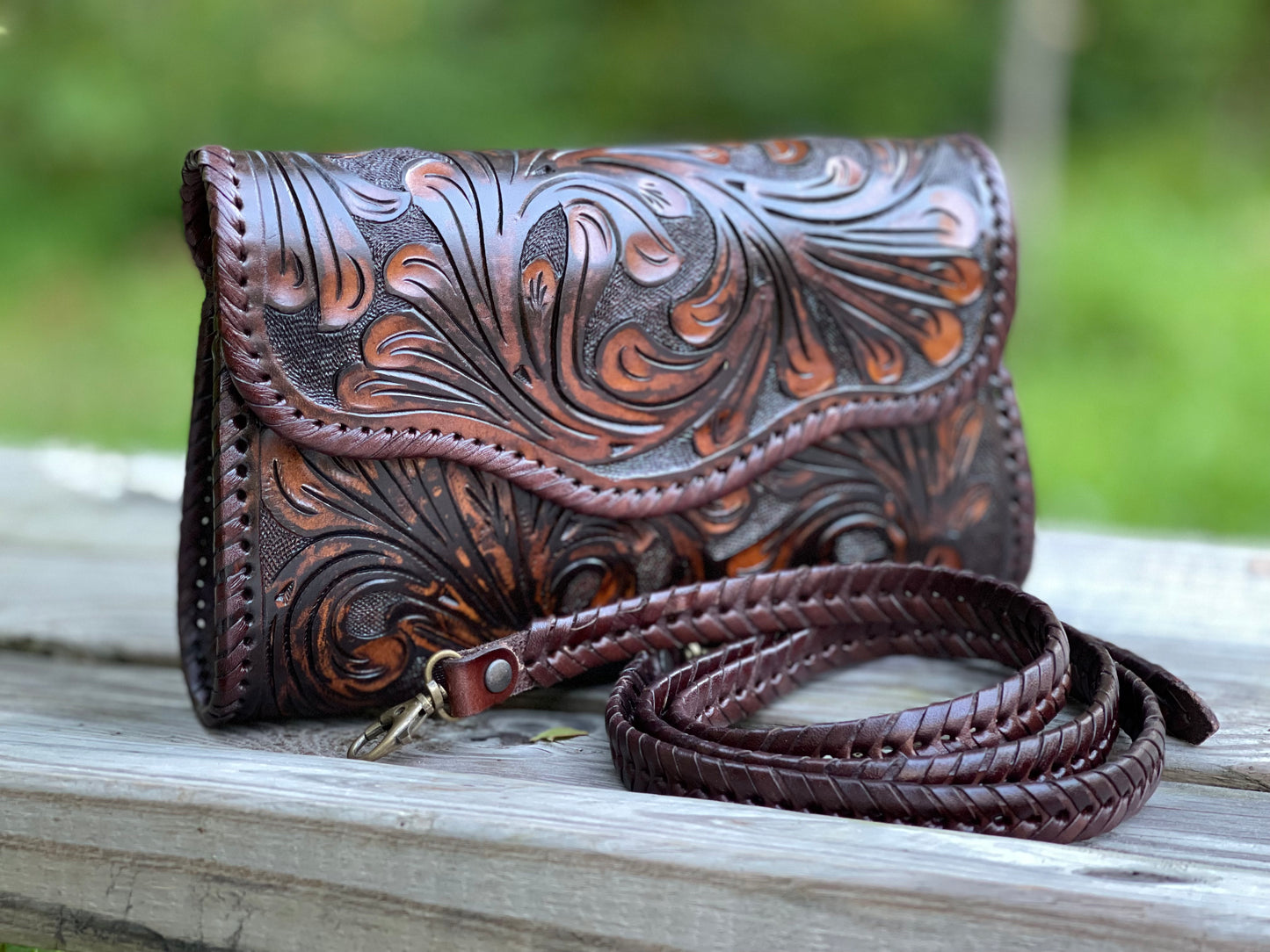 Hand-Tooled Leather Small Crossbody & Clutch "Ondulada" by ALLE more colors - ALLE Handbags