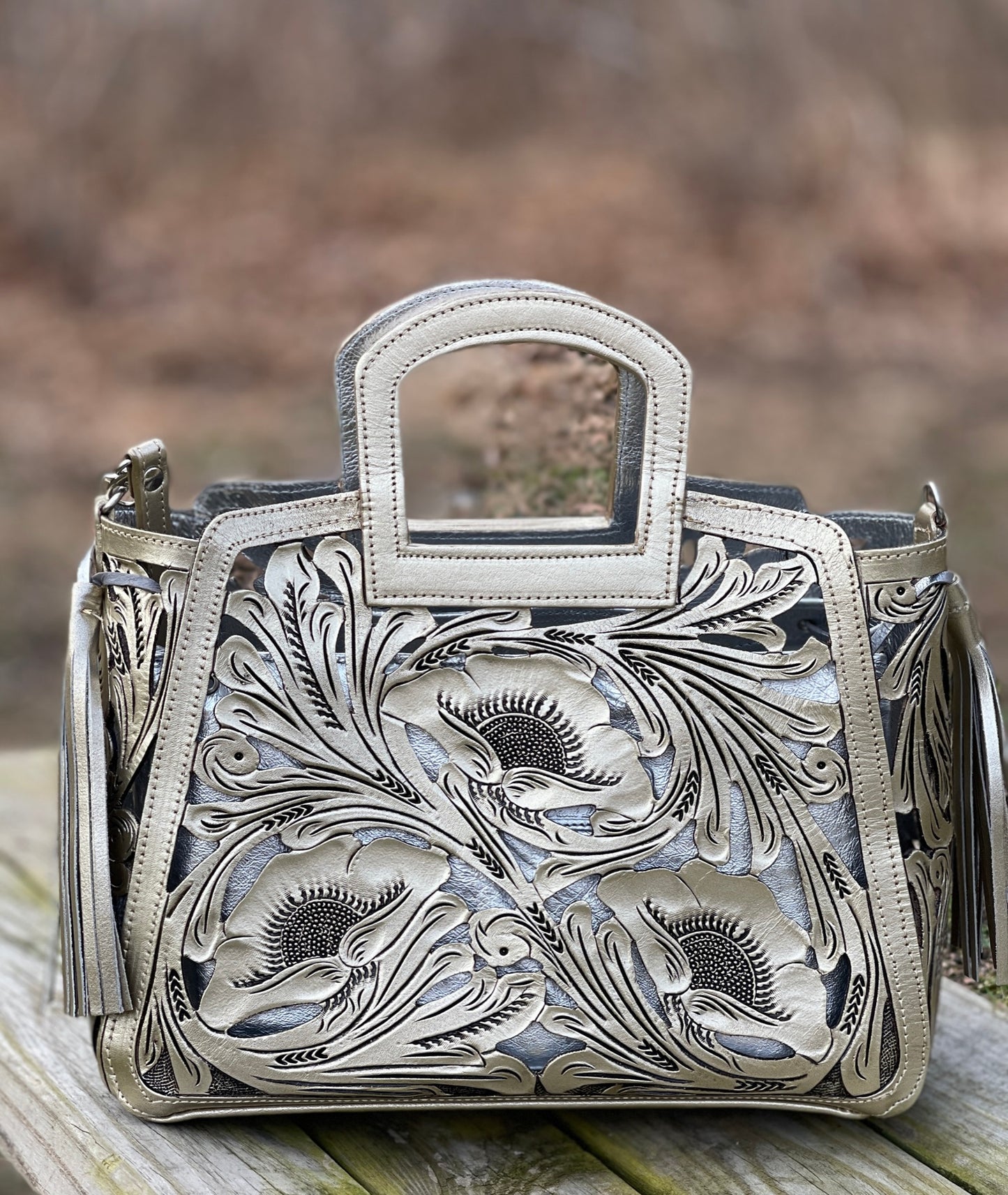 Hand tooled Cut-Out Tooling Leather Small Tote "NOTA FLORAL" by ALLE