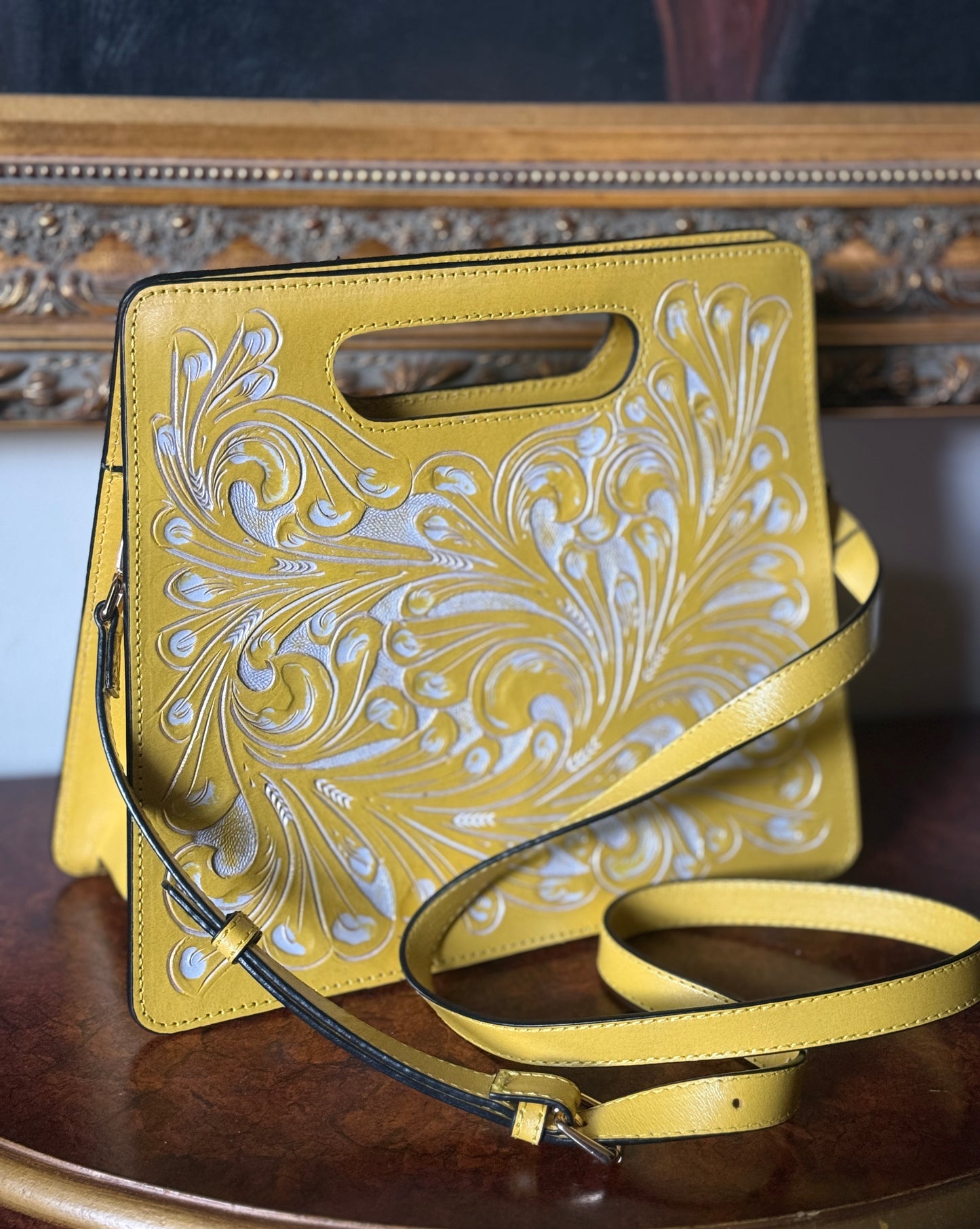 Hand-Tooled Leather Crossbody-Clutch MARIANA