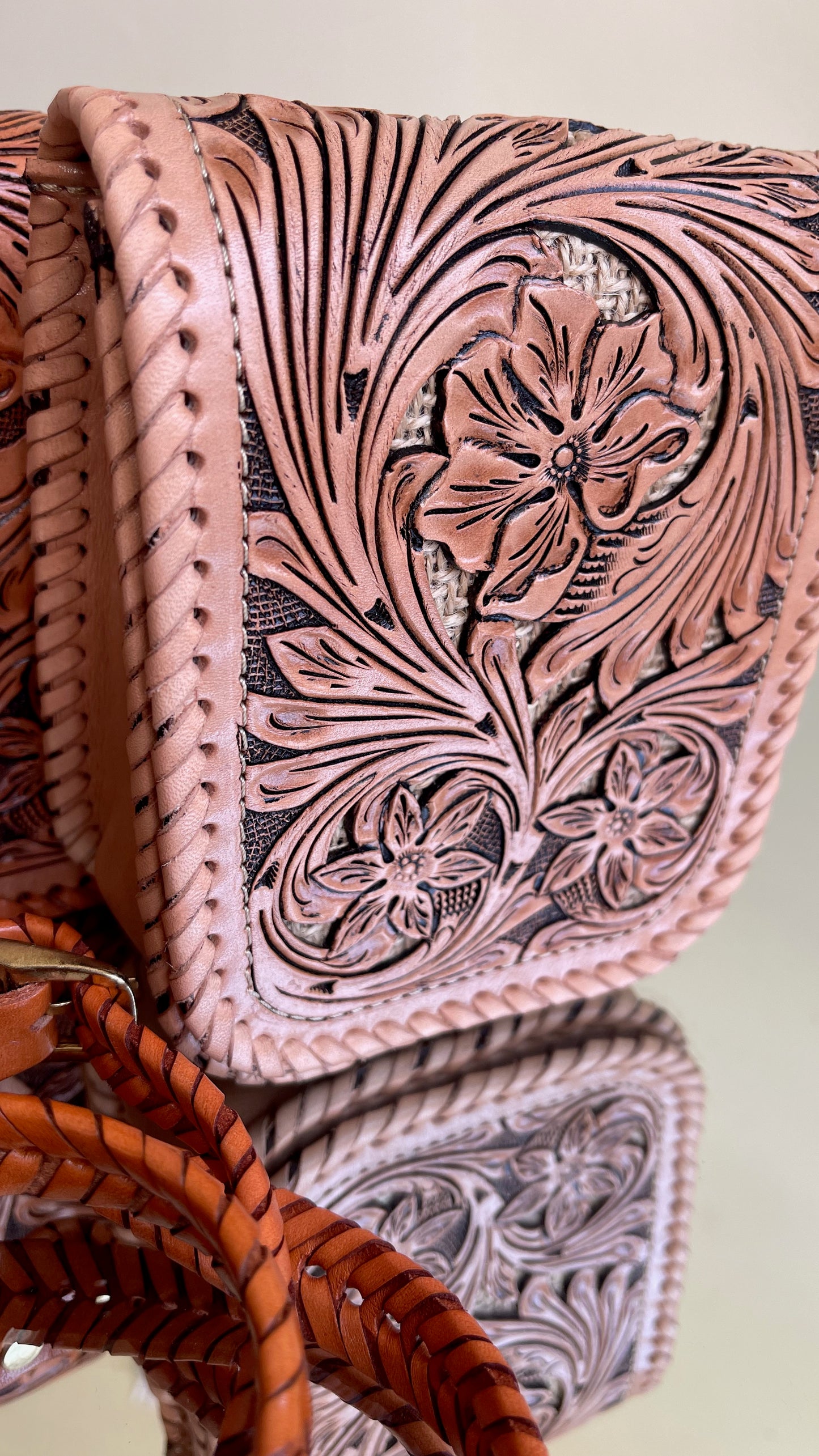 Hand-Tooled Leather Wallet & Crossbody "BETY"