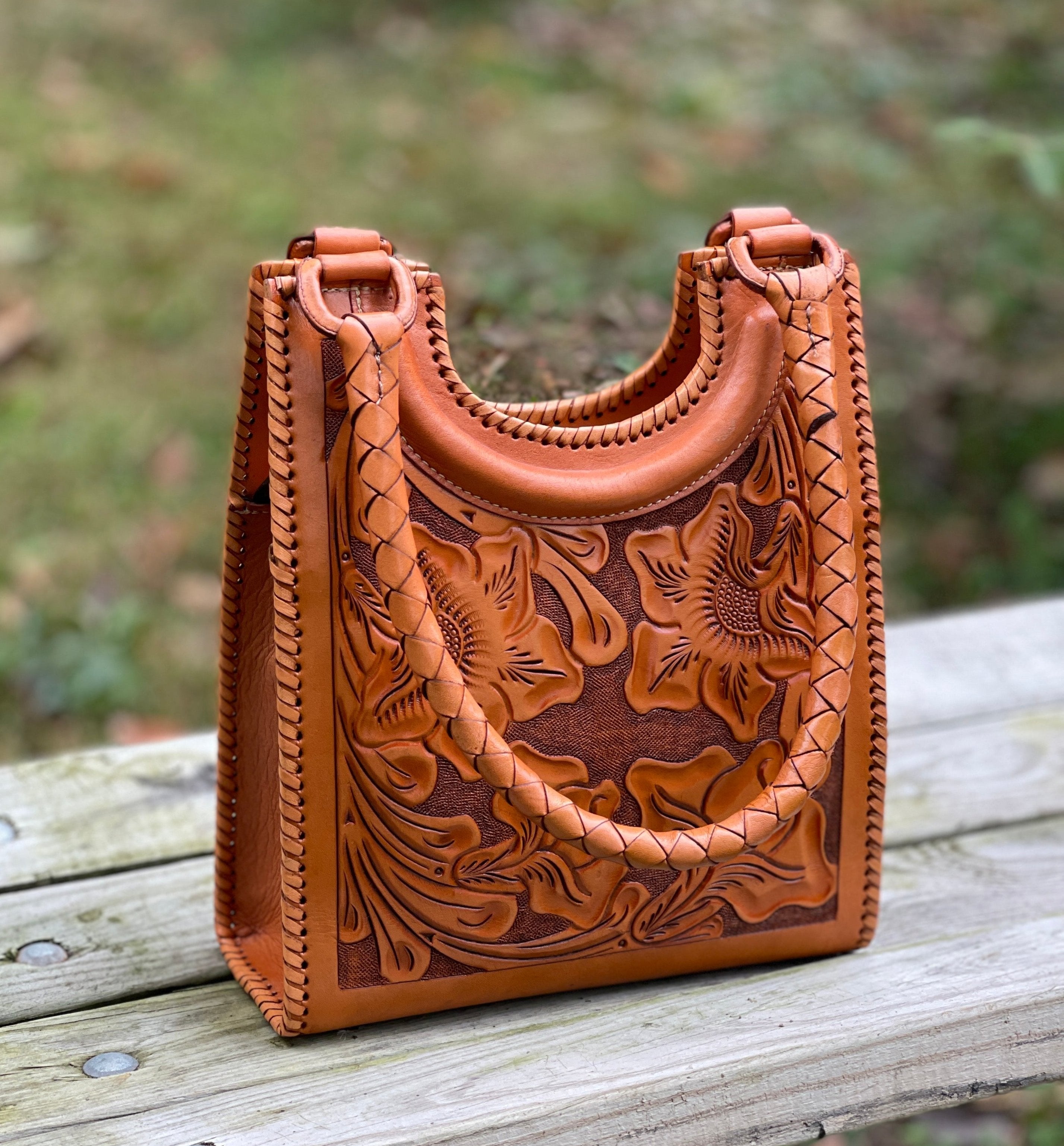 Fine Genuine Hand Tooled Leather Women Bags and Purses Best Online Buy Bronze