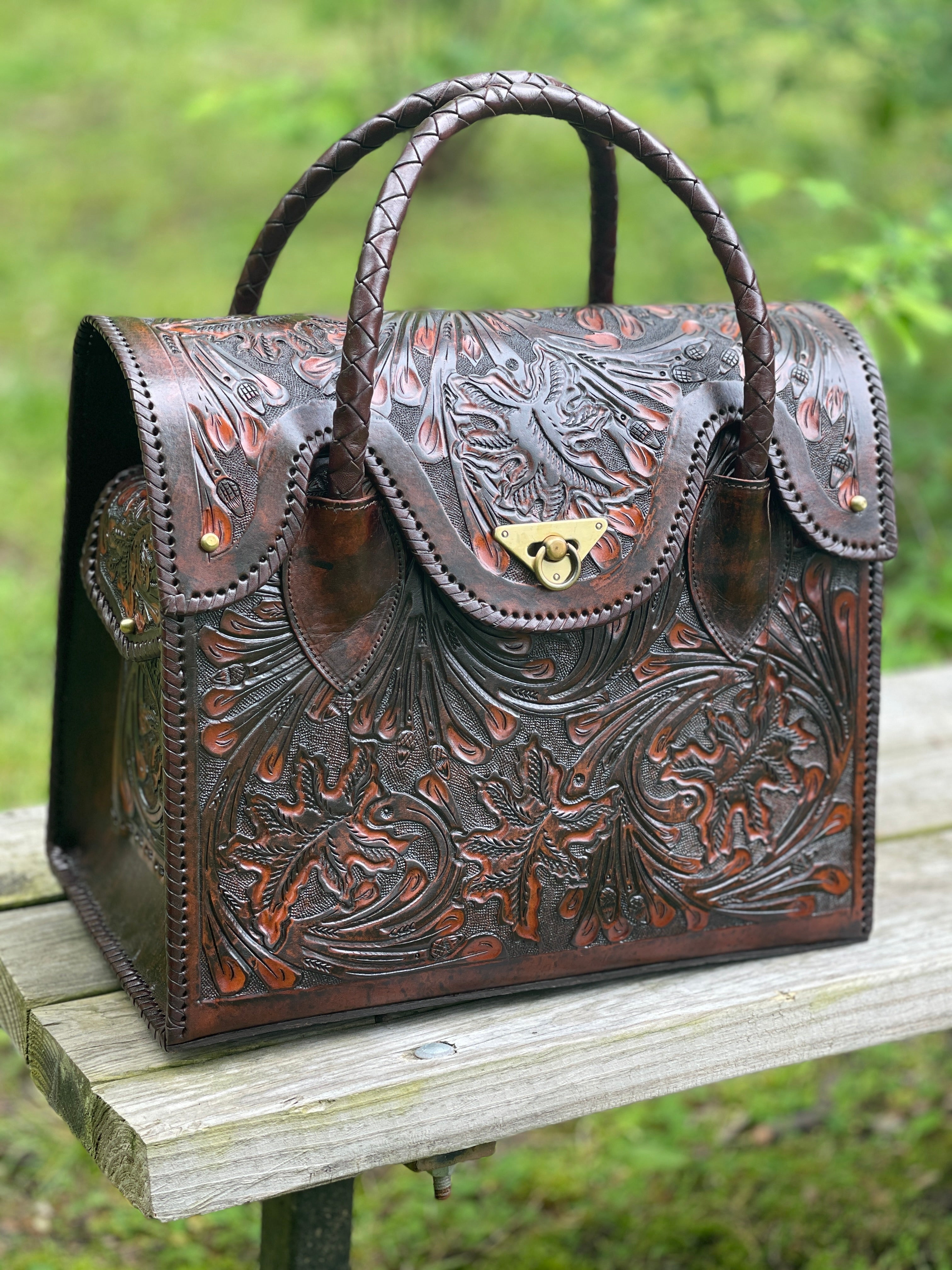 Buy SUVASKA Hand Woven Leather Bag - Austin - Black online
