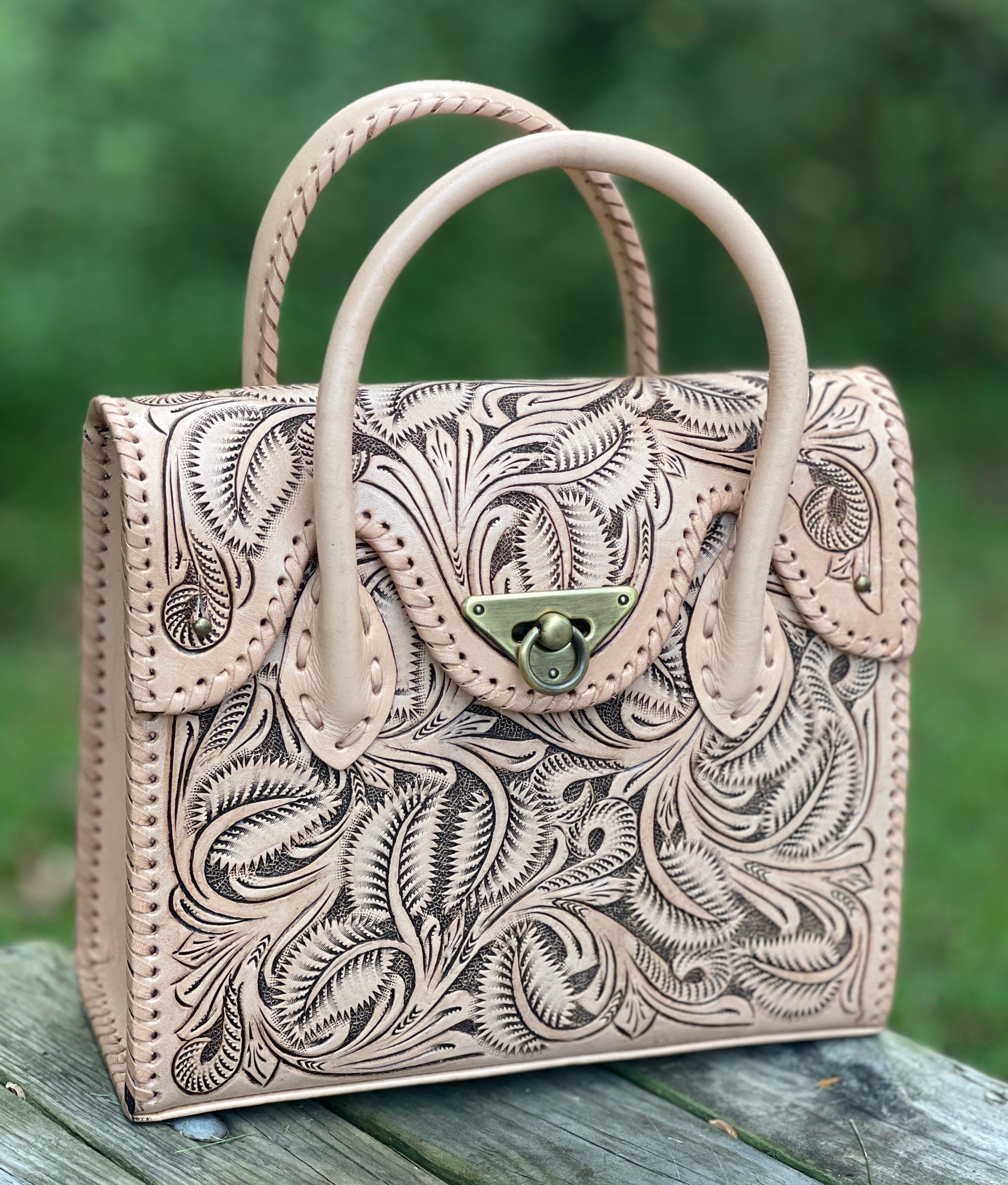 保存版 carving tribesbag | www.cvsreifen.de