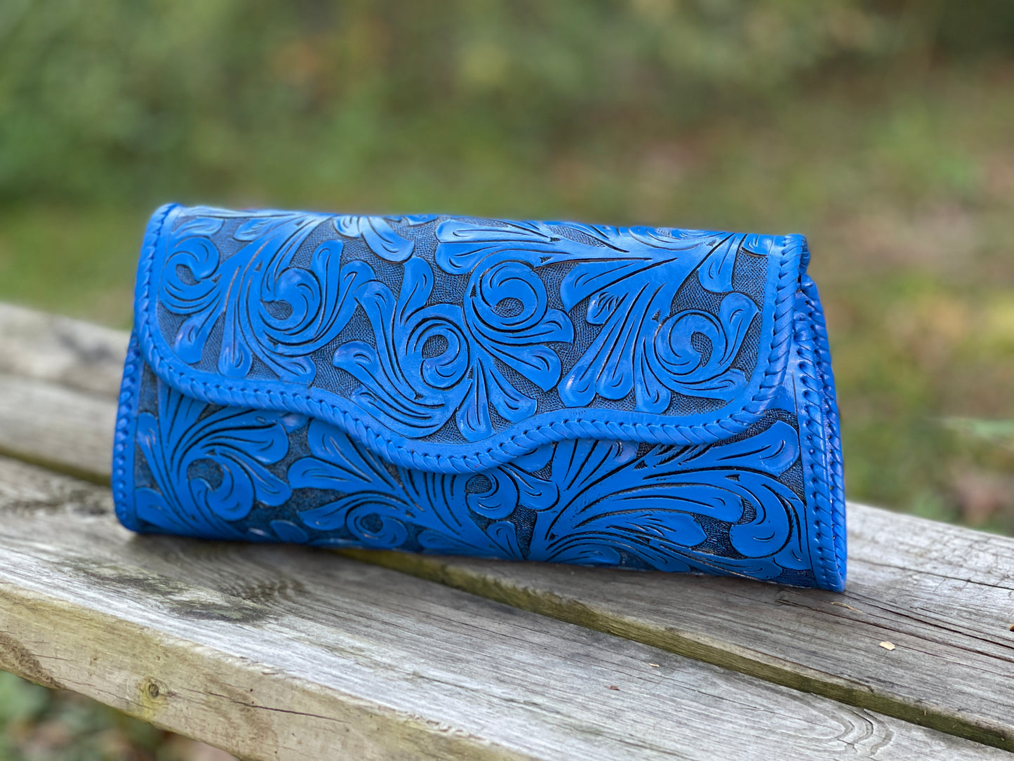 Hand-Tooled Leather Large Clutch & Crossbody "Ondulada" by ALLE more Colors