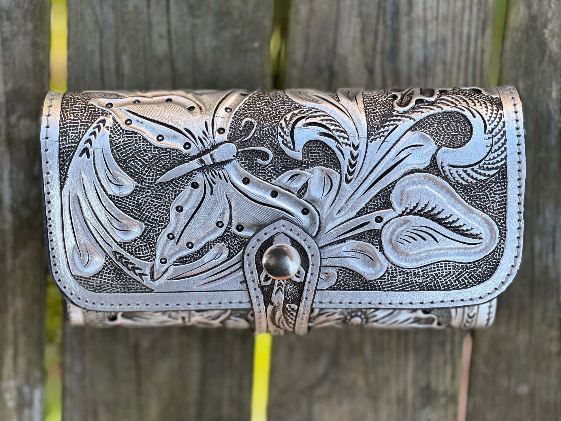 Hand Tooled Leather Wallet, "WALLET BOTON" by ALLE - ALLE Handbags