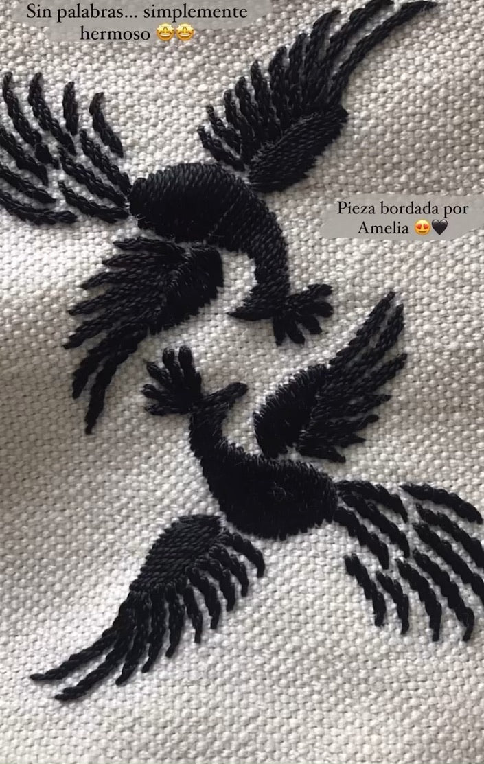 Hand-Embroidered Linen Beach Sandals "ALEBRIJES" in Black - ALLE Handbags