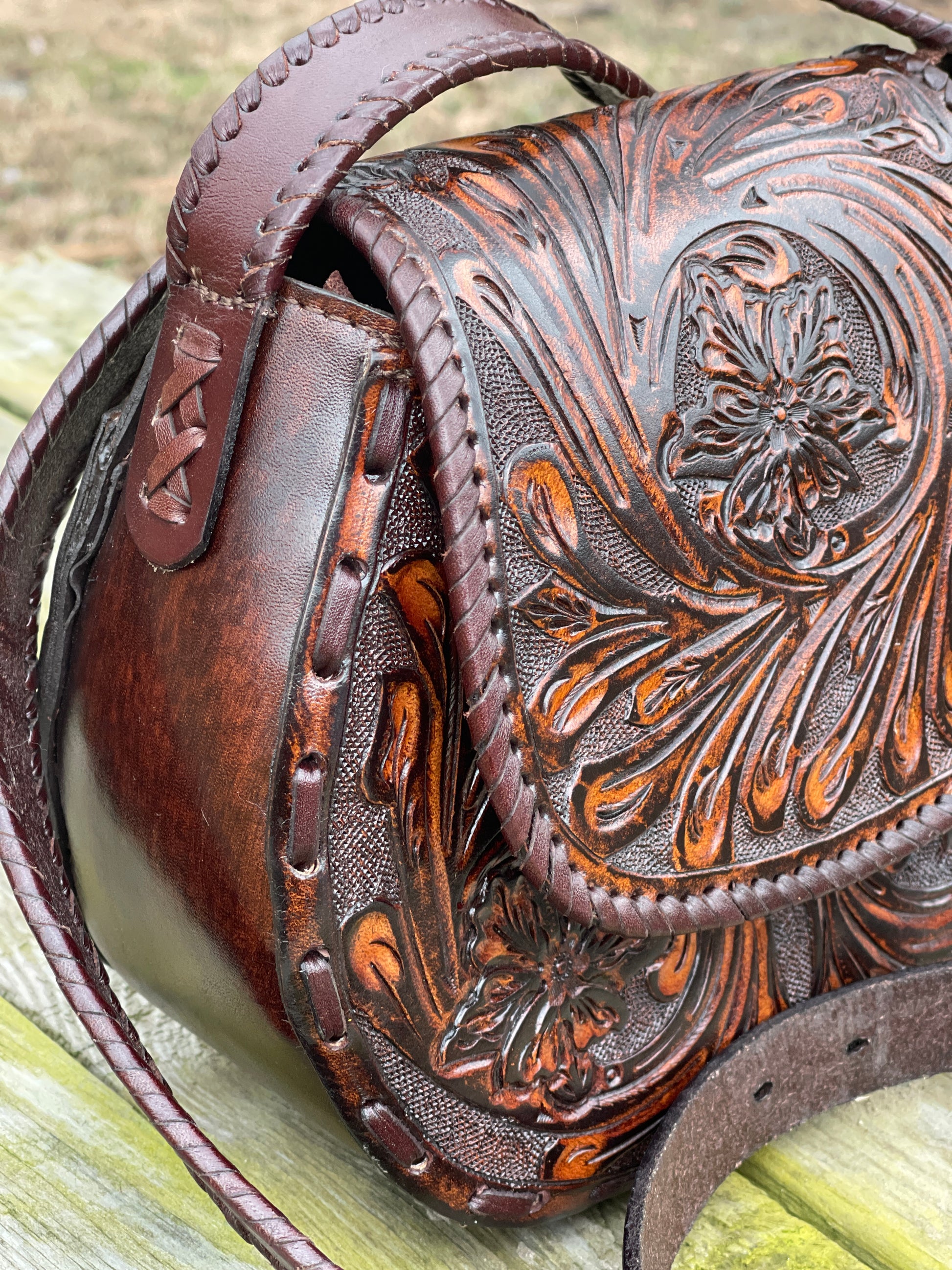 Hand-Tooled Brown Leather Crossbody AMFHORA - ALLE Handbags