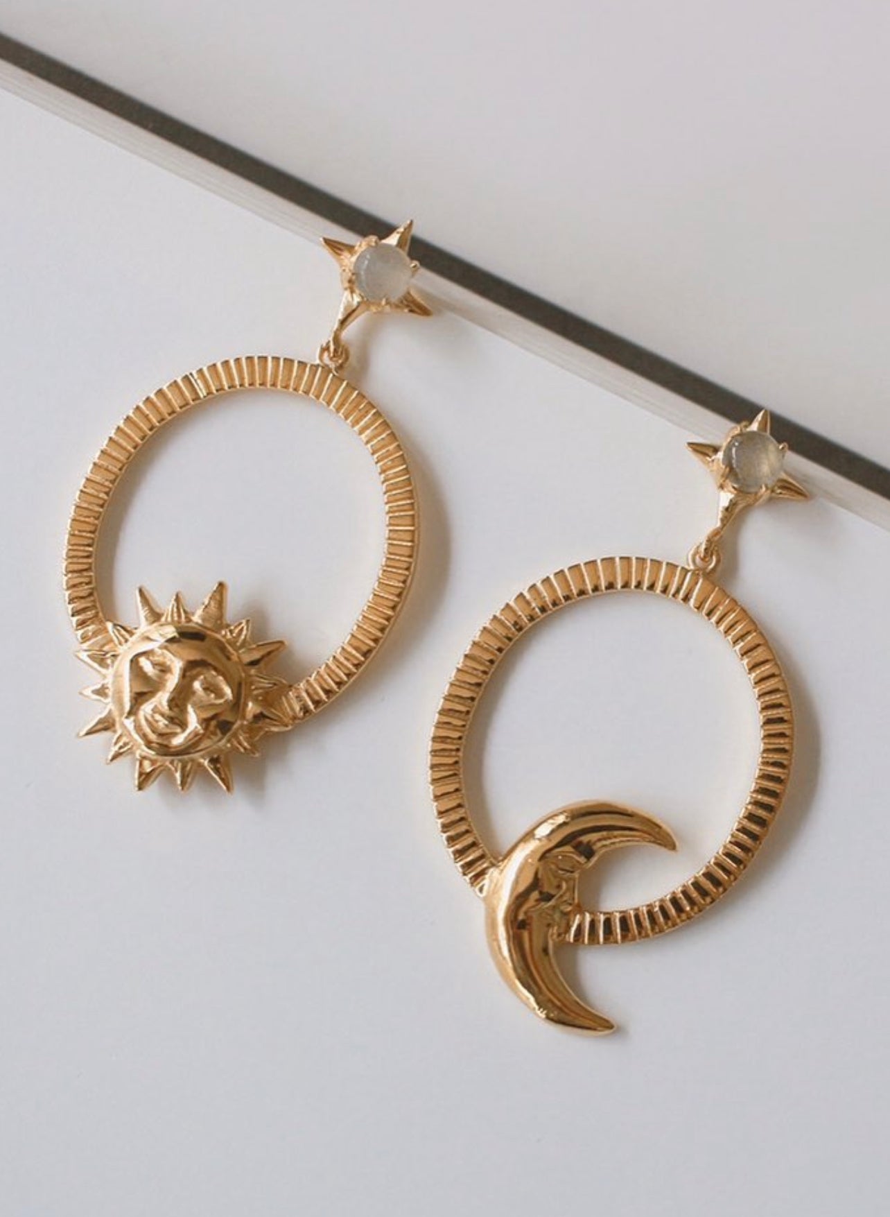 ALLE Sol y Luna Hoops Earrings by Mani Maalai - ALLE Handbags