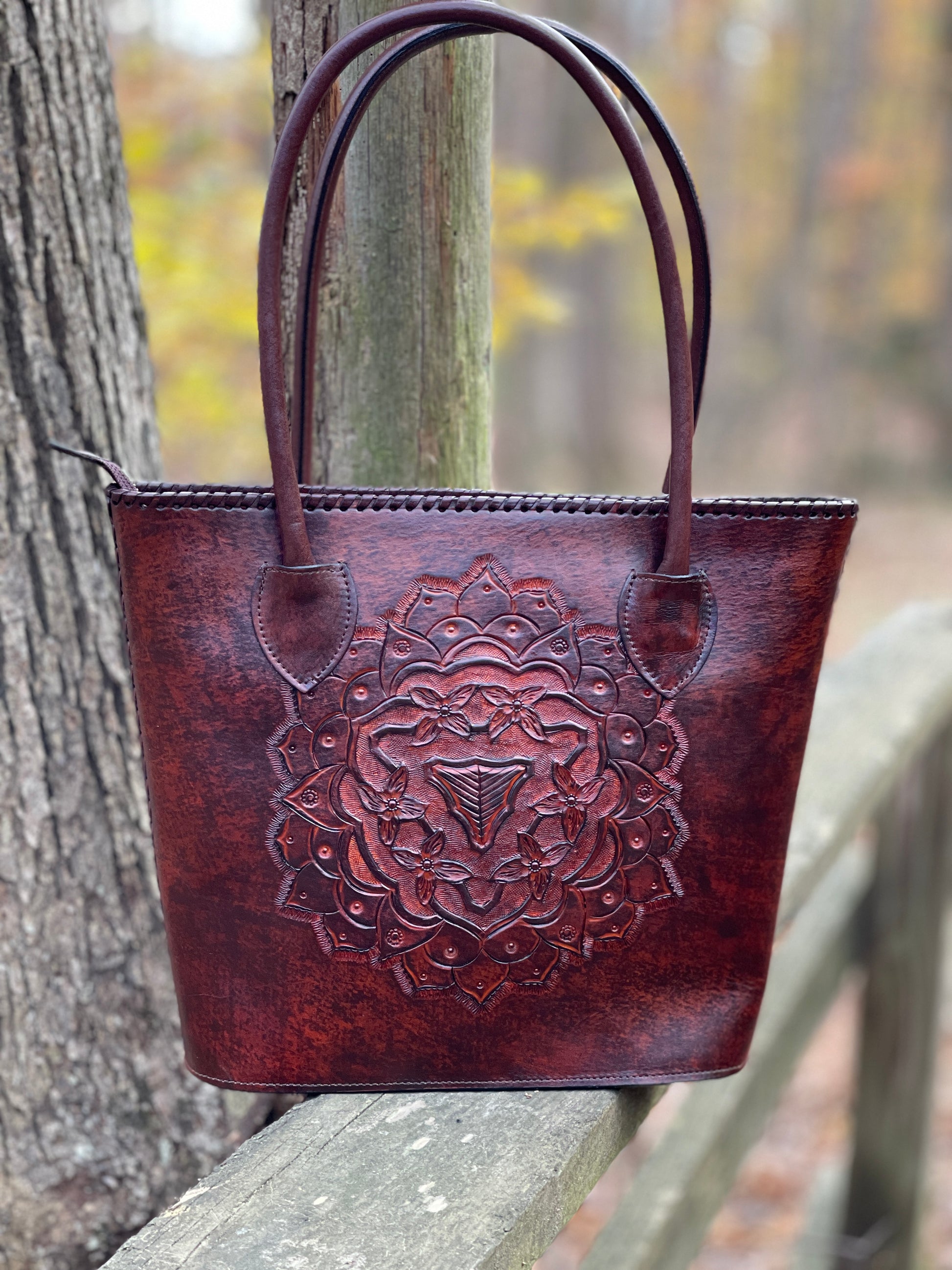 Hand-Tooled Leather Tote "MEDALLION" by ALLE, more colors - ALLE Handbags