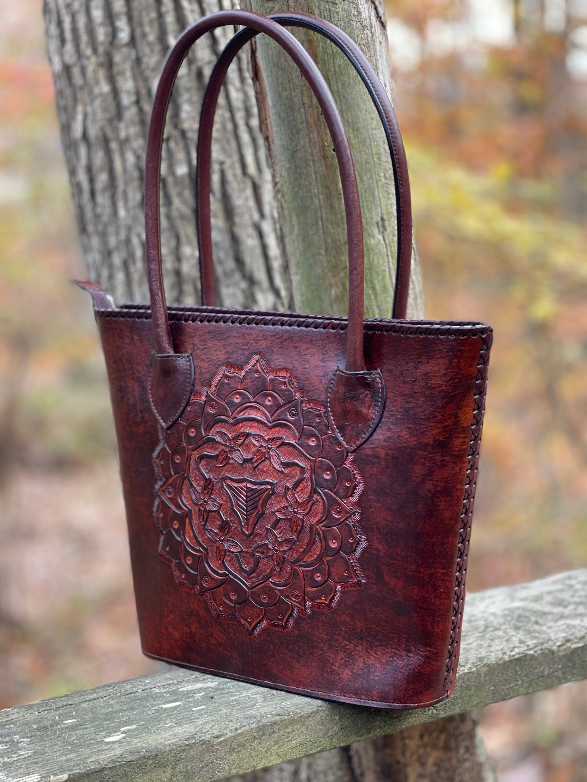 Hand-Tooled Leather Tote "MEDALLION" by ALLE, more colors - ALLE Handbags